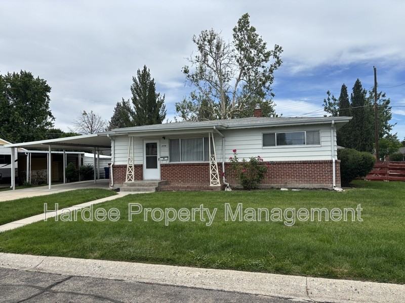 2714 W Kathryn St - Photo 2 of 21
