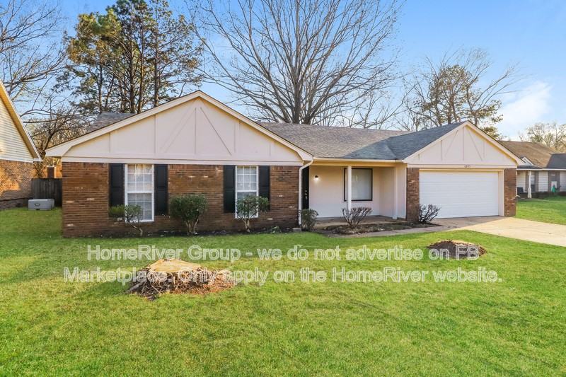 6845 Rockingham Rd - Photo 2 of 17