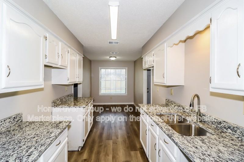 6845 Rockingham Rd - Photo 7 of 17