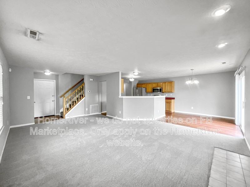 7619 Hyatts Ln - Photo 3 of 18