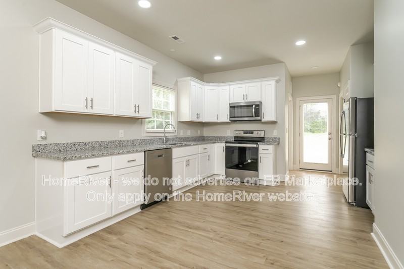 5 Carmalt St - Photo 6 of 20