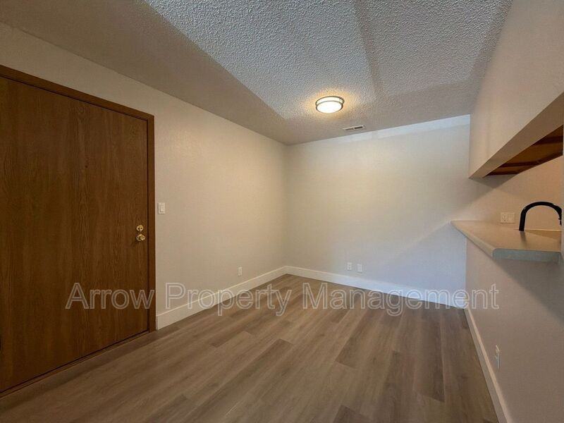 2344 N 44th St #19 - Photo 2 of 14