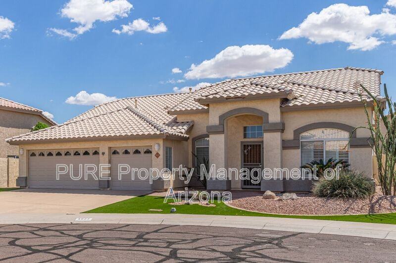 4623 E Rocky Slope Dr - Photo 2 of 50