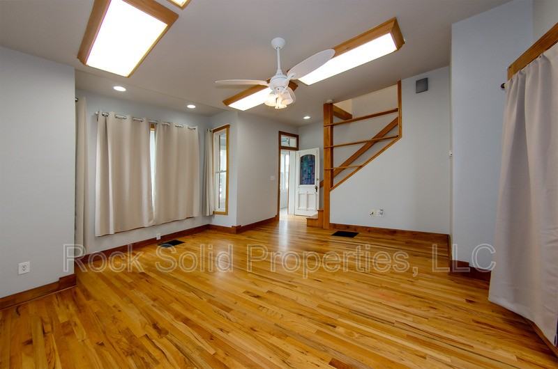 1717 House Ave - Photo 6 of 35