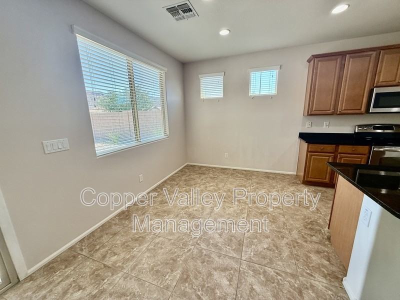 5511 W Desperado Way - Photo 4 of 18