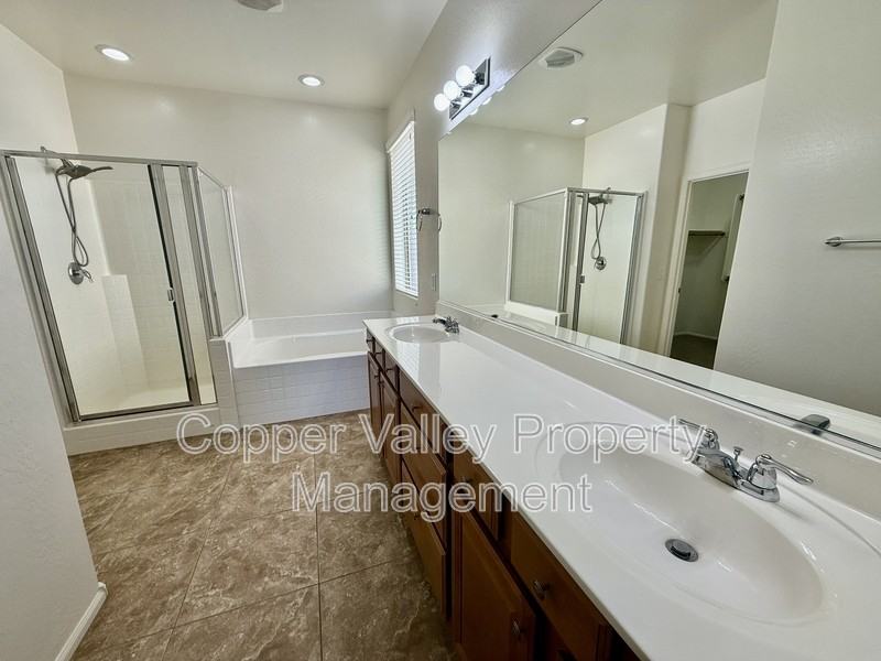 5511 W Desperado Way - Photo 6 of 18