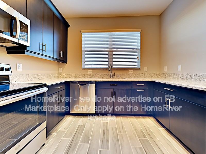 30057 Southwell Ln - Photo 2 of 19