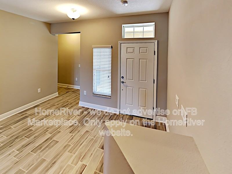 30057 Southwell Ln - Photo 6 of 19