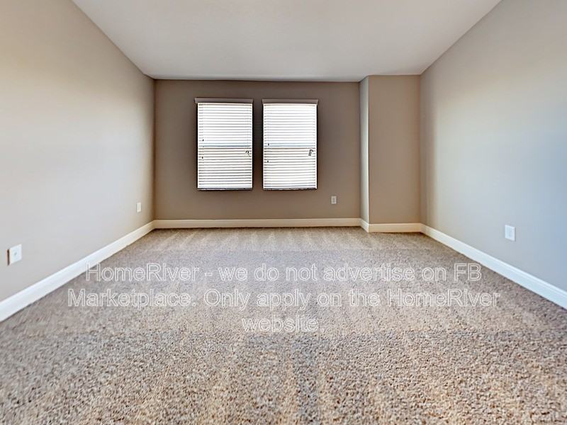 30057 Southwell Ln - Photo 7 of 19