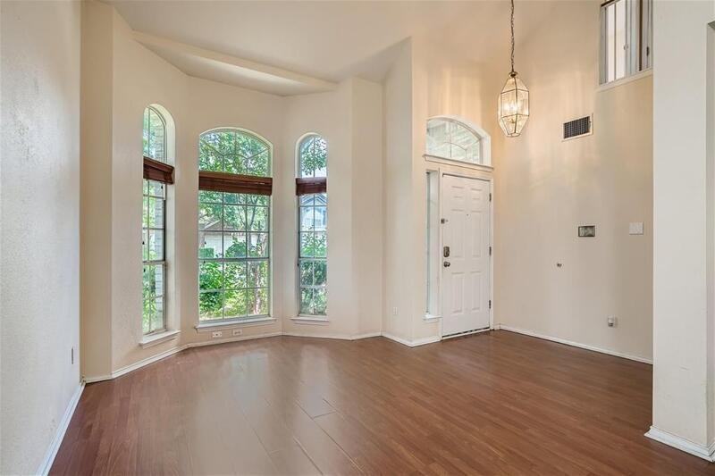 13431 Athens Trl - Photo 2 of 34