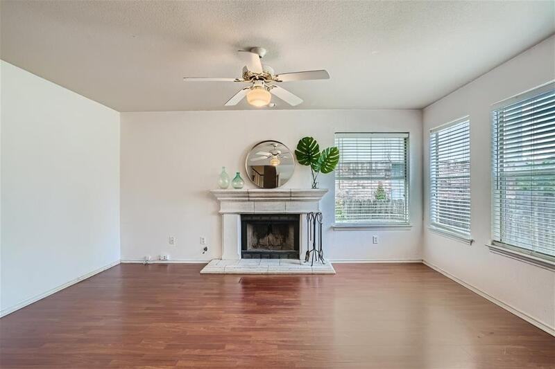 13431 Athens Trl - Photo 4 of 34