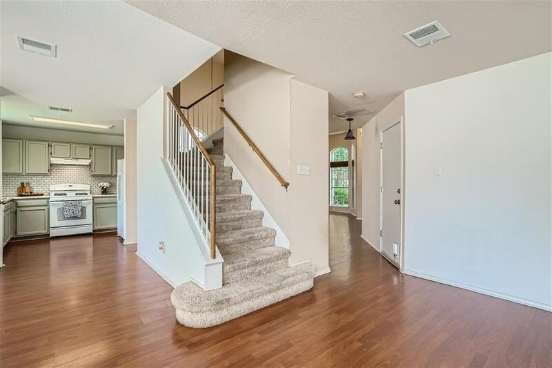 13431 Athens Trl - Photo 6 of 34