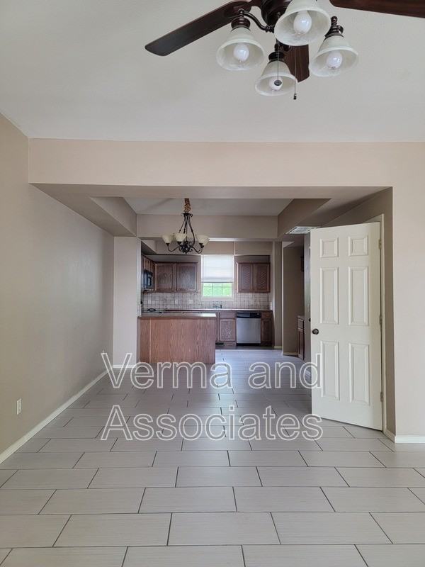 192 Fair St #198 - Photo 3 of 37