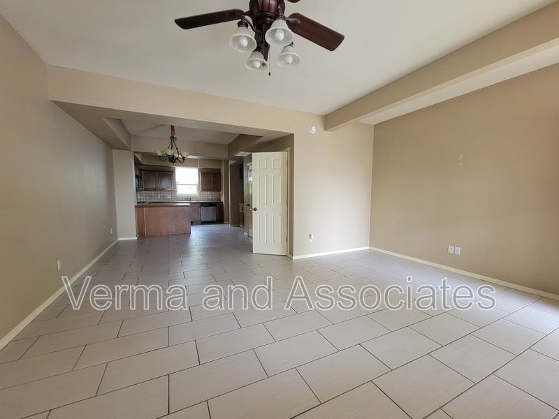 192 Fair St #198 - Photo 7 of 37