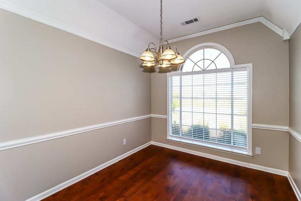 383 N Ericson Rd - Photo 7 of 17