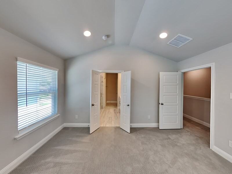 315 Athenia Dr - Photo 7 of 18
