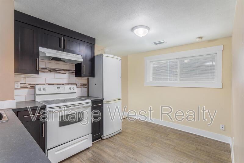 815 Martin Ave - Photo 3 of 9