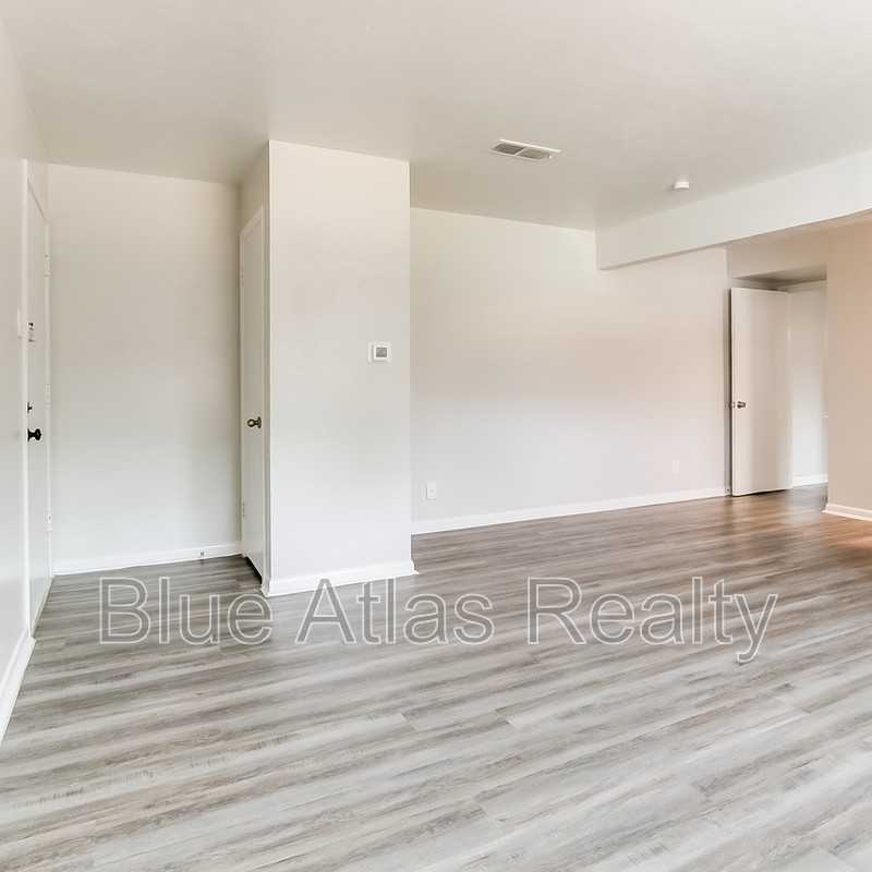 411 E Polk St #10 - Photo 2 of 14