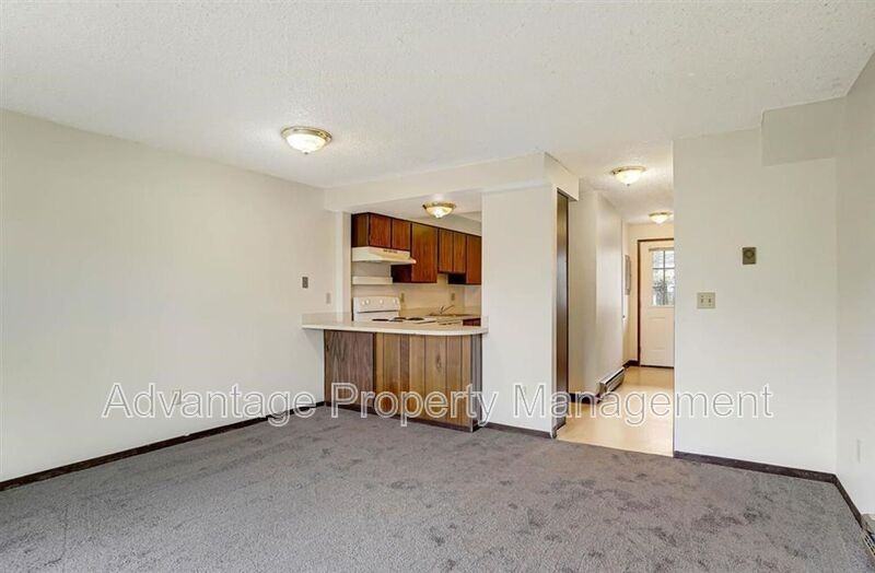 1455 Nw Division St #2 - Photo 6 of 19
