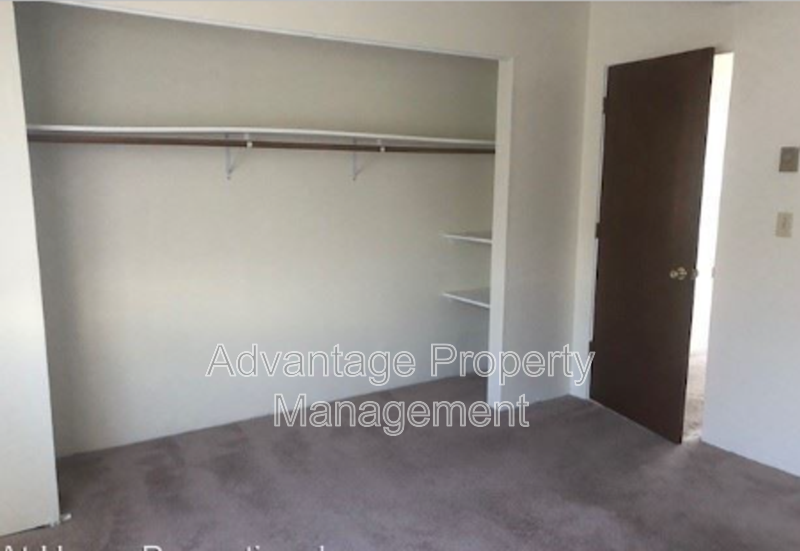 426 Sw 2nd St #8 - Photo 2 of 7