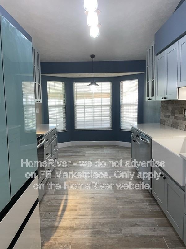 4021 Ne 6th Ct - Photo 4 of 25