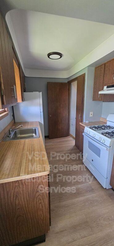 19268 Stafford Ave - Photo 7 of 24