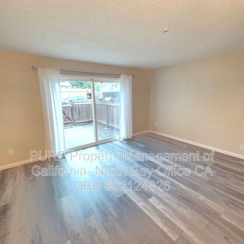 552 Santa Alicia Dr - Photo 2 of 10