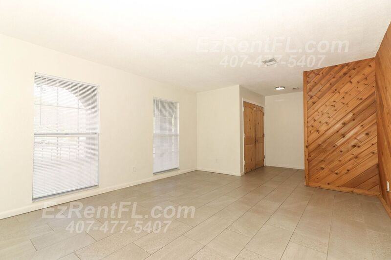 858 Bishop Dr - Photo 5 of 34