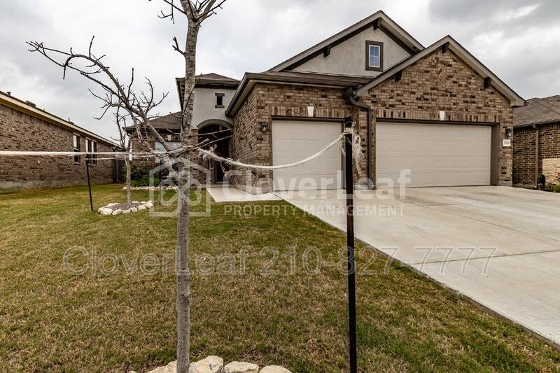 1909 Shepherd Path - Photo 3 of 44