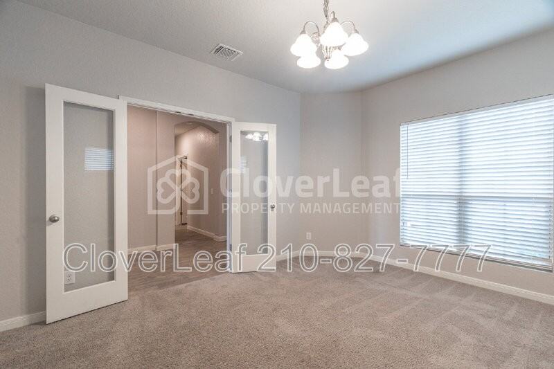 1909 Shepherd Path - Photo 6 of 44