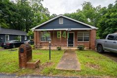 909 E 8th St - Photo 1 of 1