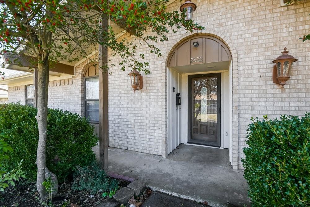2532 Belhaven Dr - Photo 4 of 25