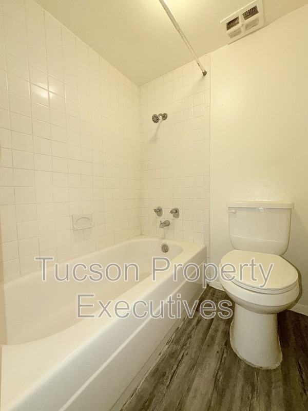 20 N Leonora Ave - Photo 3 of 12
