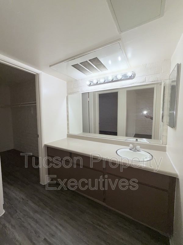 20 N Leonora Ave - Photo 4 of 12
