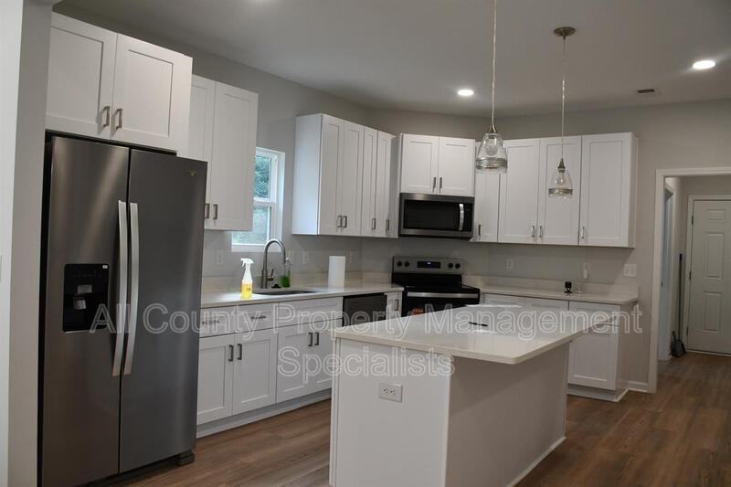 5111 Spalding Ave - Photo 3 of 3