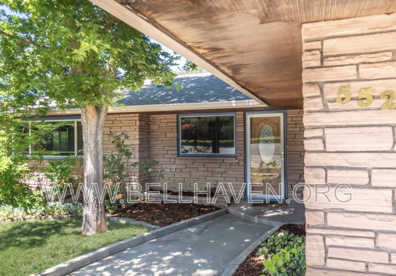 5524 W Randolph Dr - Photo 2 of 22
