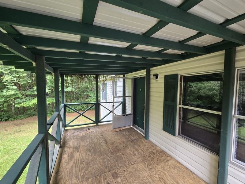 310 Old Horton Rd Se - Photo 3 of 17