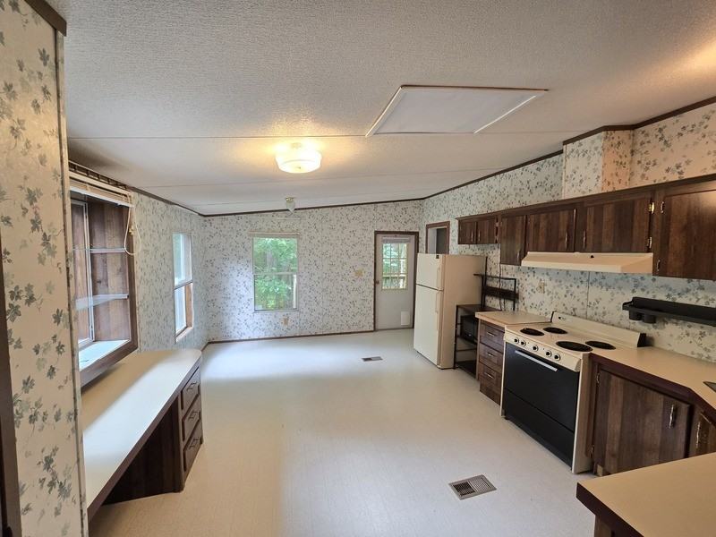 310 Old Horton Rd Se - Photo 7 of 17