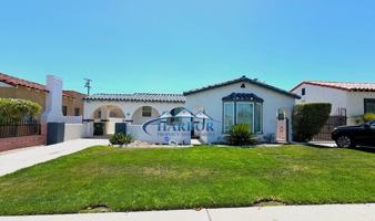 featured image of 2916 W 79th St