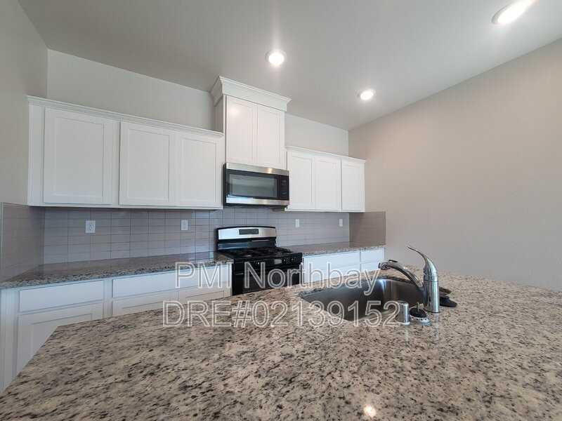 109 Clownfish St - Photo 5 of 23