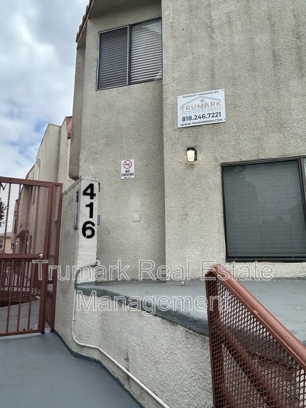 416 Milford St #C - Photo 4 of 33