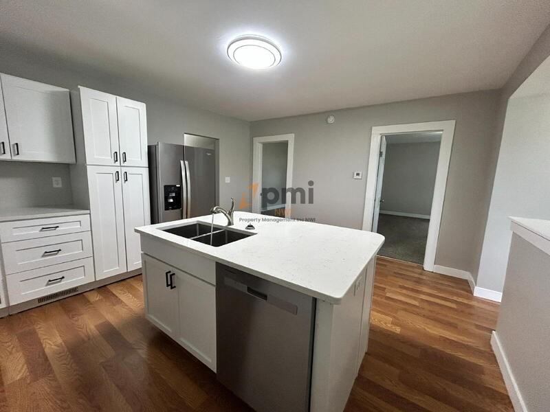503 Pratt St - Photo 4 of 21