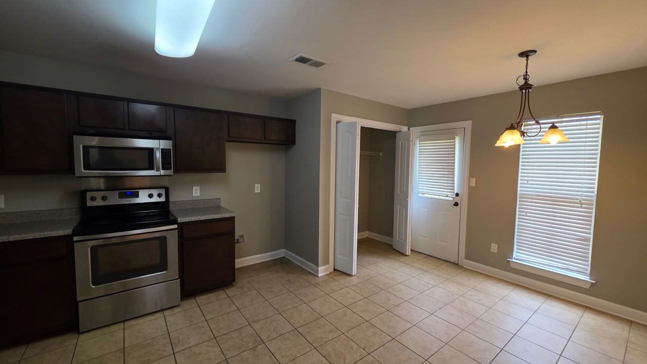 3819 Farm Gate Cv - Photo 7 of 18