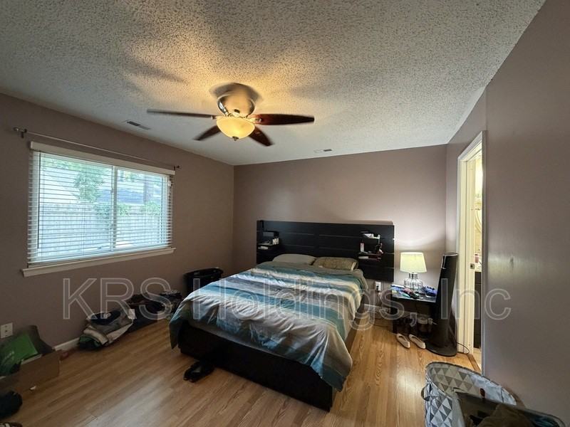 1249 Eaglewood Dr - Photo 5 of 11