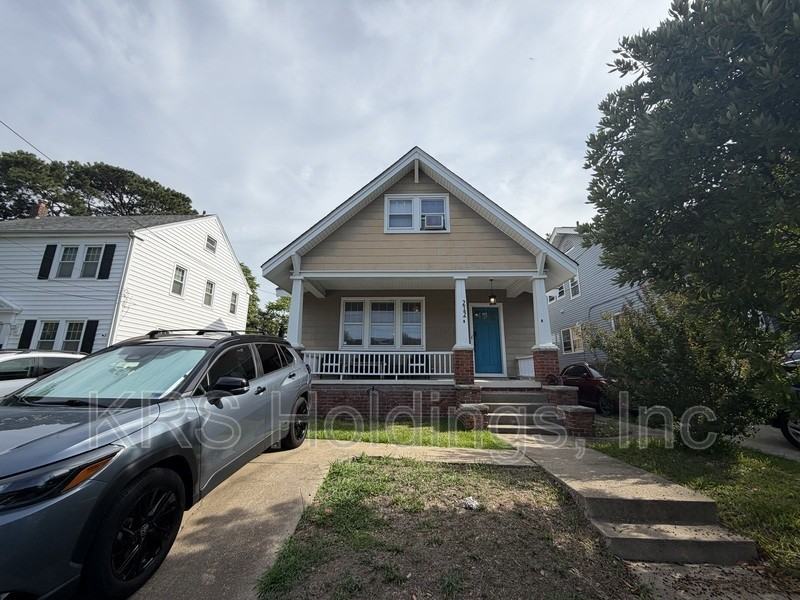 212 Maryland Ave