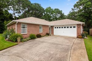 featured image of 366 Bay Tree Dr