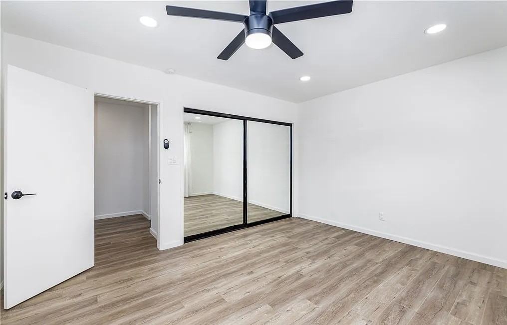 317 W Hyde Park Blvd #2 - Photo 4 of 15