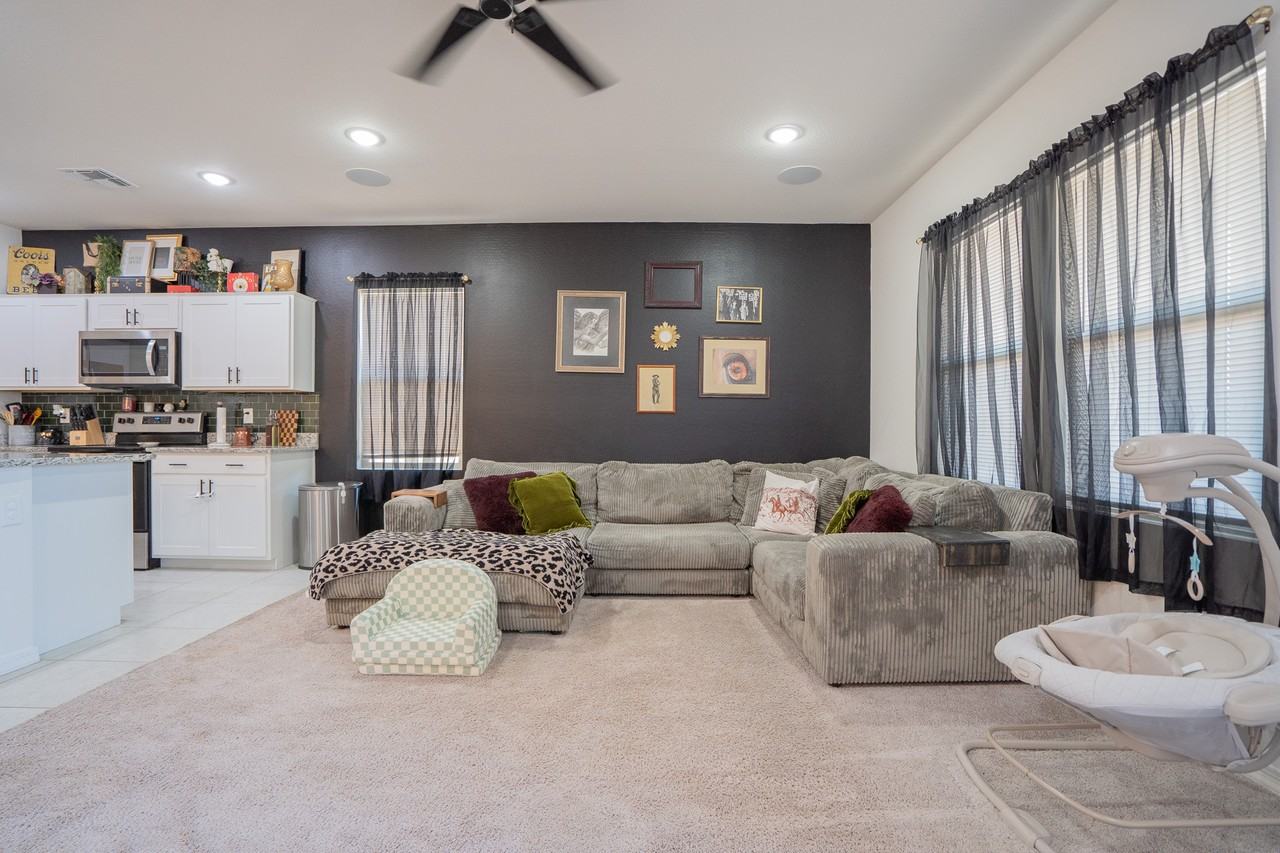 36043 W Santa Clara Ave - Photo 5 of 28