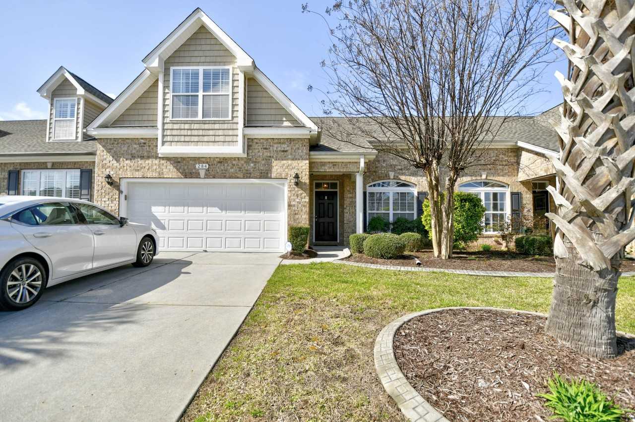 284 Viareggio Rd