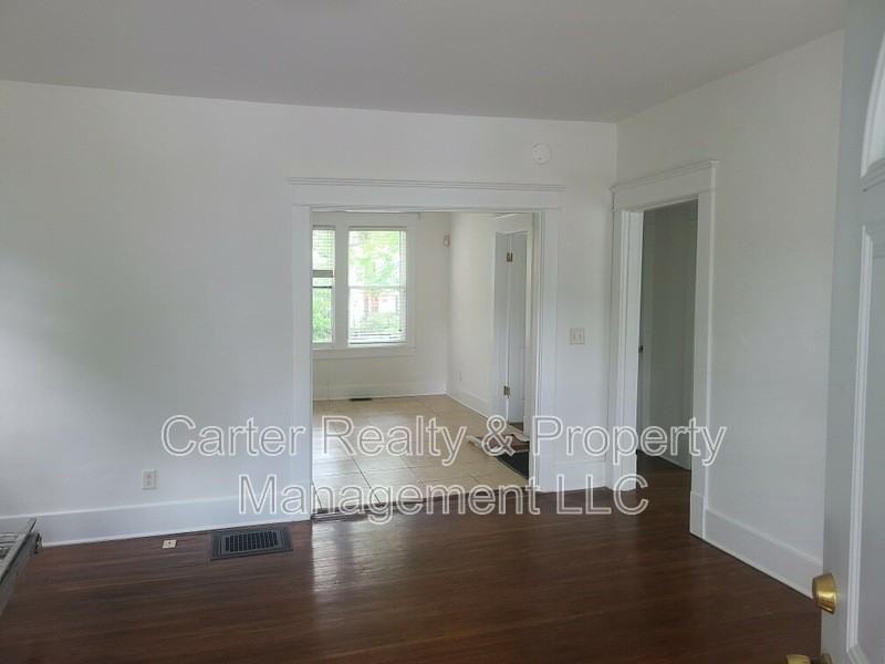 714 Mcferrin Ave - Photo 5 of 7